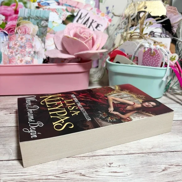 Where Dreams Begin Historical Romance Novel By Lisa Kleypas Paperback Book Avon - Picture 4 of 8